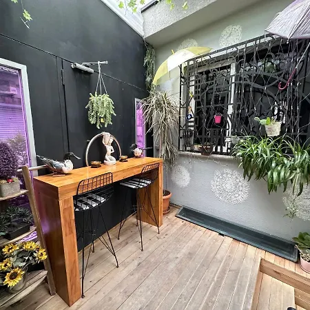 Black Art 호텔