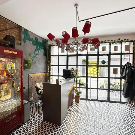 Hotel Black Art