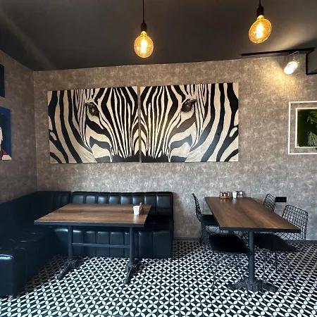 Black Art Hotel 5*