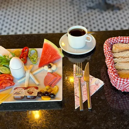 Hotel Black Art 5*