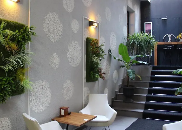 Black Art 5* イスタンブール